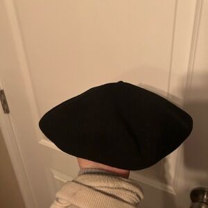 Kangol Black Men's Beret